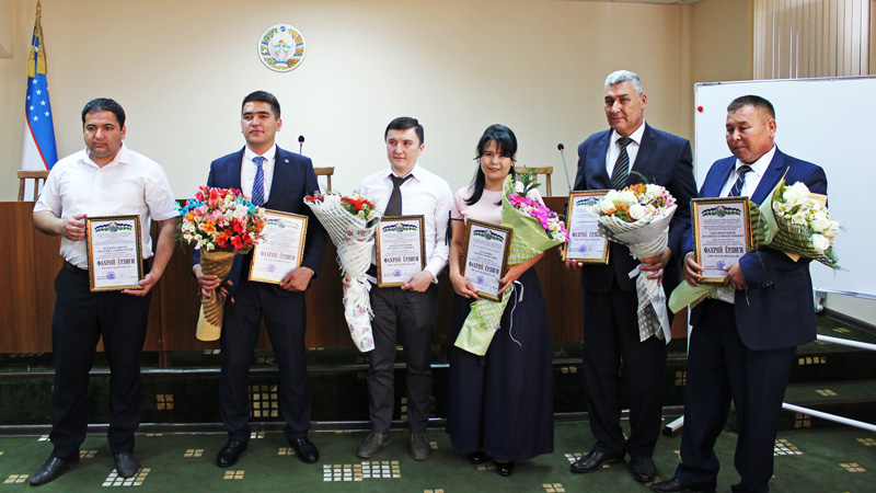 7-may Aloqachilar kun